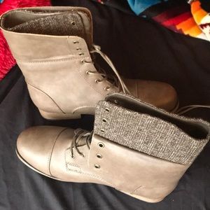 Fashionable Combat Boots